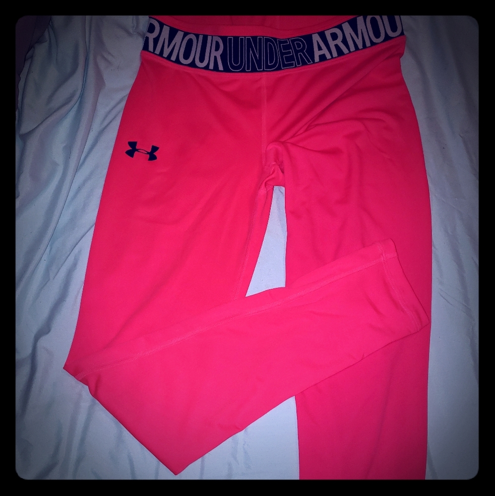 Youth XL pink under armour leggings NWT